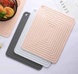 Thickened Square Silicone Heat Insulation Mat Drain Pad Non-Slip Kitchen Table Mat Anti-Scald Casserole Pad