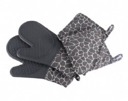 Thick Deer Pattern & Polka Dot Silicone Glove & Mat Set Heat Resistant Anti-Slip Multi-Purpose Gloves for Oven & Microwave Baking
