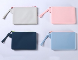 Silicone Storage Makeup Bag, Portable Travel Multifunctional Waterproof Foldable Home Organizer Bag